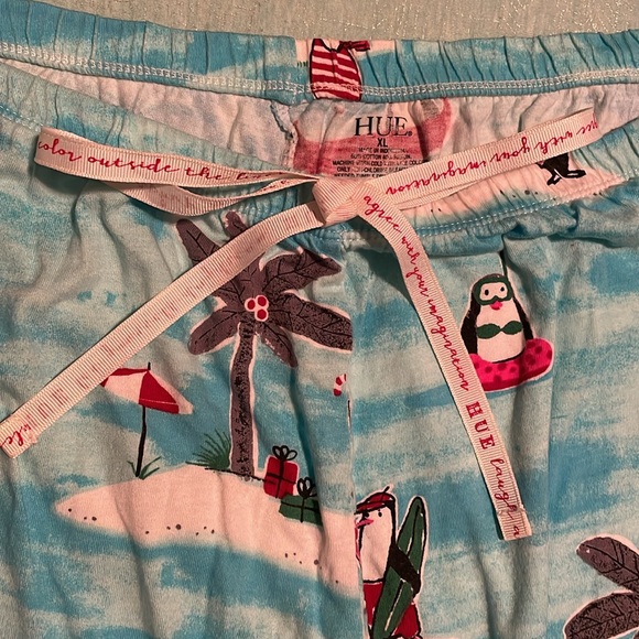 HUE womens Sleep Lounge Pajama pants w/ New Directions Intimates v-neck top NWOT - Picture 10 of 17